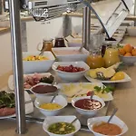 Leiners Hotel 3*
